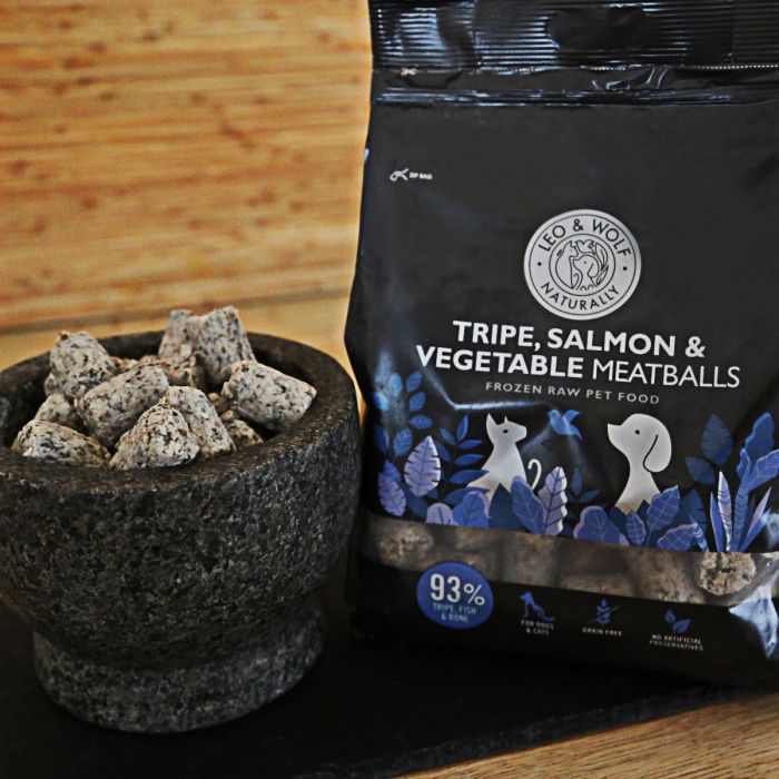 Leo And Wolf Tripe Salmon And Vegetable Meatballs.jpg